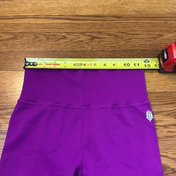 Free People Movement High-Rise 7/8 Length Good Karma Leggings Vivid Violet M/L - Picture 12 of 15